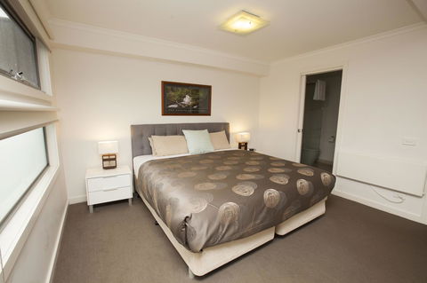 7 Falls Apartments - Accommodation Daintree 22