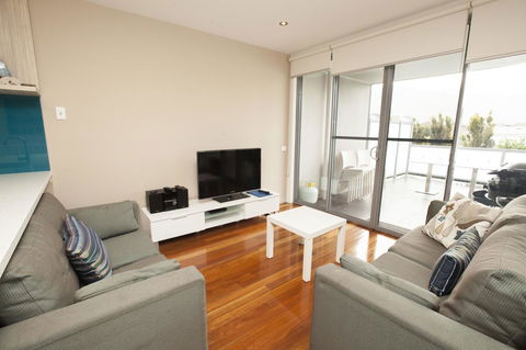 7 Falls Apartments - Accommodation Daintree 12