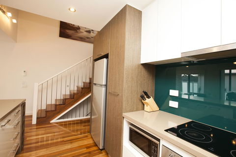 7 Falls Apartments - Accommodation Daintree 9
