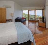 Chris's Beacon Point Restaurant  Villas - Accommodation Daintree
