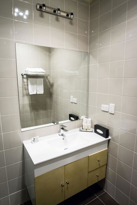 Best Western Melbourne Airport - Accommodation Daintree 31