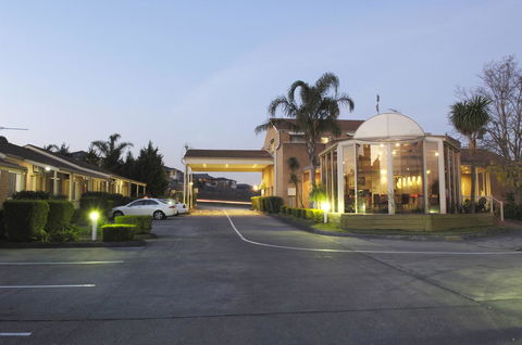 Best Western Melbourne Airport - Accommodation Daintree 0