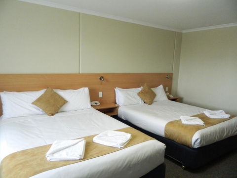 Ciloms Airport Lodge - Accommodation Daintree 34
