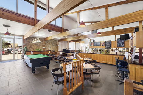 Ciloms Airport Lodge - Accommodation Daintree 19