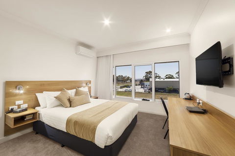 Ciloms Airport Lodge - Accommodation Daintree 5