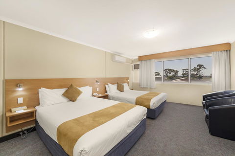 Ciloms Airport Lodge - Accommodation Daintree 33