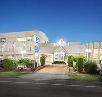 Ciloms Airport Lodge - Accommodation Daintree