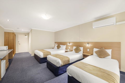 Ciloms Airport Lodge - Accommodation Daintree 36