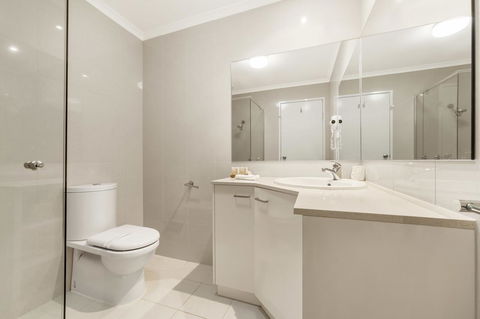 Ciloms Airport Lodge - Accommodation Daintree 11