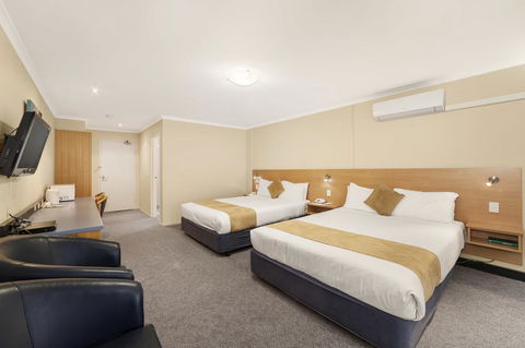 Ciloms Airport Lodge - Accommodation Daintree 35
