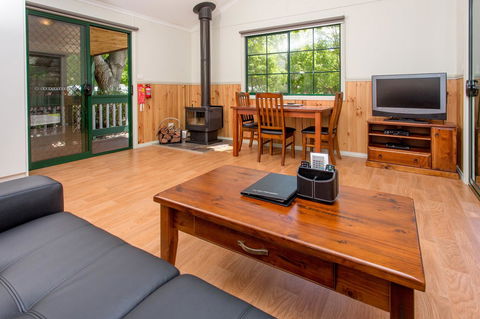 Discovery Parks - Bright - Accommodation Daintree 43