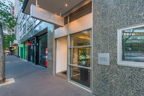 Mantra 100 Exhibition - Accommodation Daintree 5