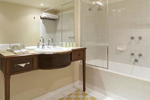 Grand Hotel Melbourne - Accommodation Daintree 26