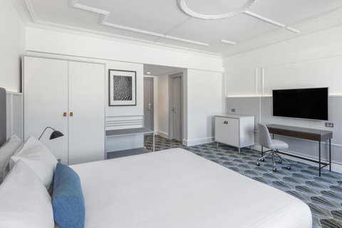 The Savoy Hotel On Little Collins Melbourne - Accommodation Daintree 15