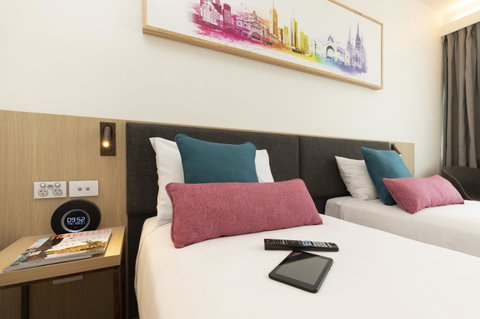 Ibis Melbourne Central - Accommodation Daintree 7