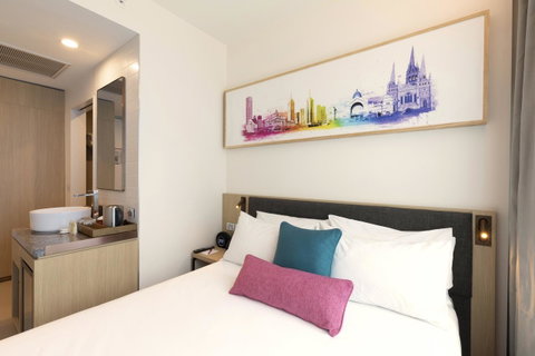 Ibis Melbourne Central - Accommodation Daintree 5