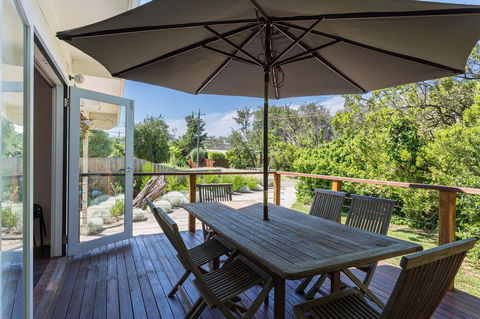 Blairgowrie Bella - Light Filled Home With Great Deck - Accommodation Daintree 1