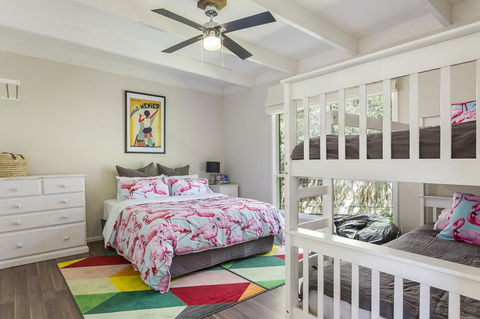 Blairgowrie Bella - Light Filled Home With Great Deck - Accommodation Daintree 6