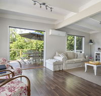 Blairgowrie Bella - light filled home with great deck - Accommodation Daintree