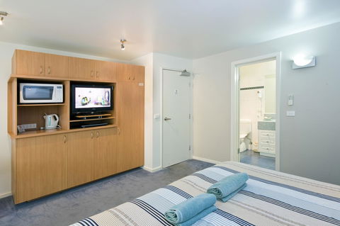 Anchorage Motel & Villas Lorne - Accommodation Daintree 10