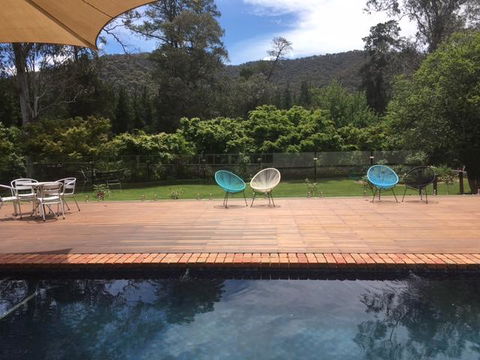 Bright Chalet - Accommodation Daintree 17