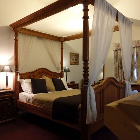 Bright Chalet - Accommodation Daintree 2