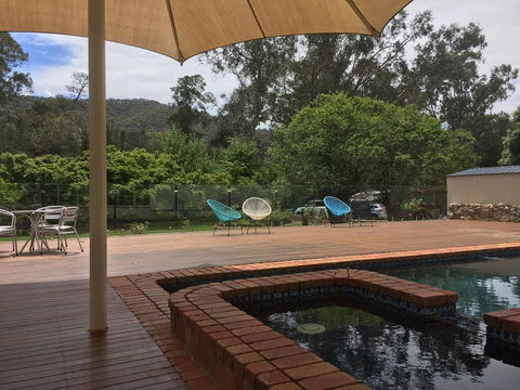 Bright Chalet - Accommodation Daintree 19