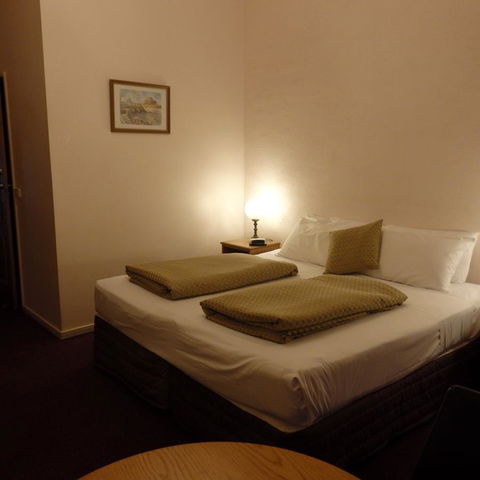 Bright Chalet - Accommodation Daintree 11