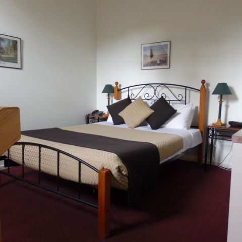 Bright Chalet - Accommodation Daintree 3