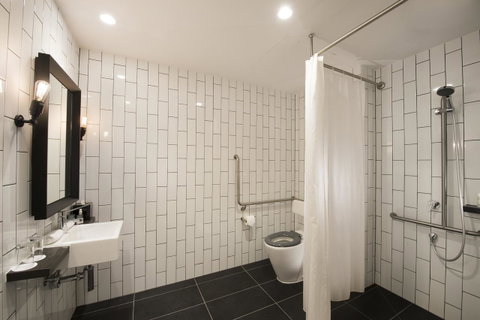 DoubleTree By Hilton Melbourne - Accommodation Daintree 38