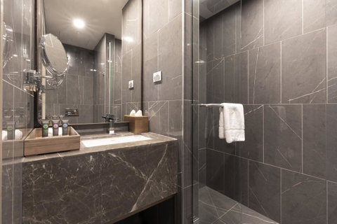 Novotel Melbourne Central - Accommodation Daintree 6