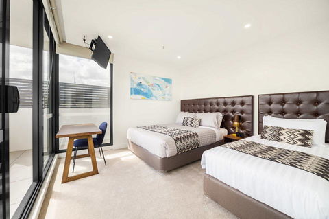 Whitehorse Apartments Hotel - Accommodation Daintree 41