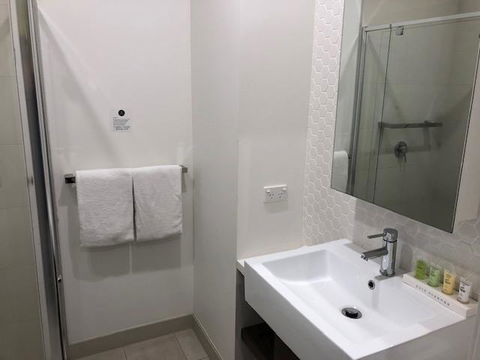 Whitehorse Apartments Hotel - Accommodation Daintree 3