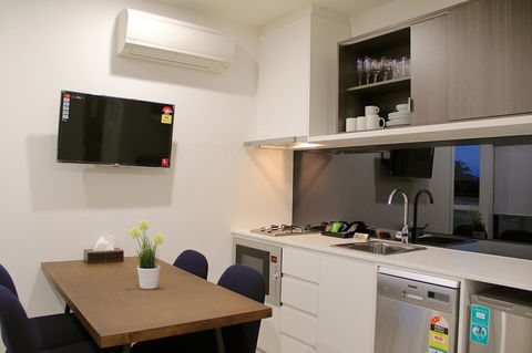 Whitehorse Apartments Hotel - Accommodation Daintree 20