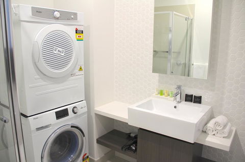 Whitehorse Apartments Hotel - Accommodation Daintree 19
