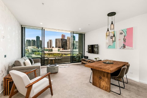 Melbourne Holiday Apartments Flinders Wharf - Accommodation Daintree 1