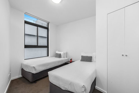 Melbourne Holiday Apartments Flinders Wharf - Accommodation Daintree 29