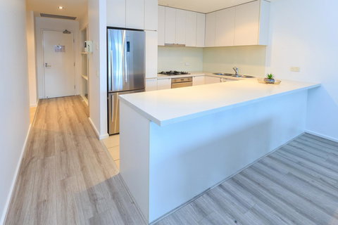 Waterfront Melbourne Apartments - Accommodation Daintree 20