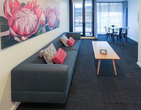 Waterfront Melbourne Apartments - Accommodation Daintree 19