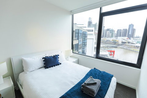 Waterfront Melbourne Apartments - Accommodation Daintree 28