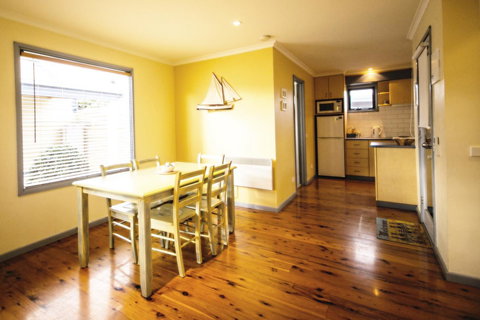 Rayville Boat Houses - Accommodation Daintree 25