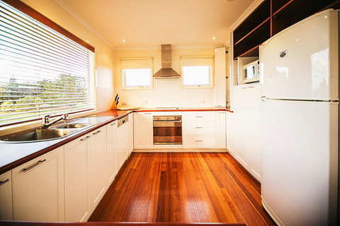 Rayville Boat Houses - Accommodation Daintree 5