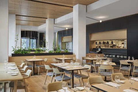 Vibe Hotel Melbourne Docklands - Accommodation Daintree 35