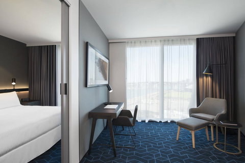 Vibe Hotel Melbourne Docklands - Accommodation Daintree 37