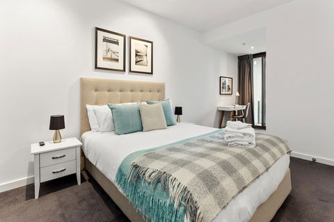 Docklands Private Collection - NEWQUAY - Accommodation Daintree 11