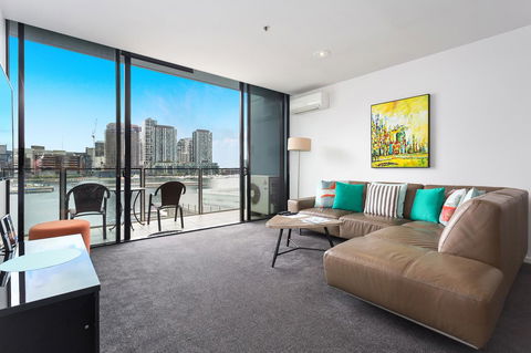 Docklands Private Collection - NEWQUAY - Accommodation Daintree 9