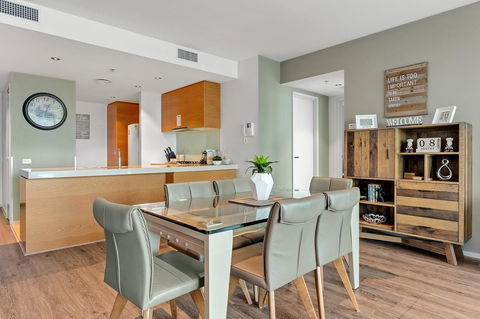 Docklands Private Collection - NEWQUAY - Accommodation Daintree 1