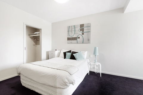 Docklands Private Collection - NEWQUAY - Accommodation Daintree 37