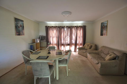 Ballymena Holiday Units - Accommodation Daintree 5