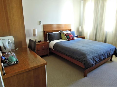 Plough Hotel - Accommodation Daintree 4